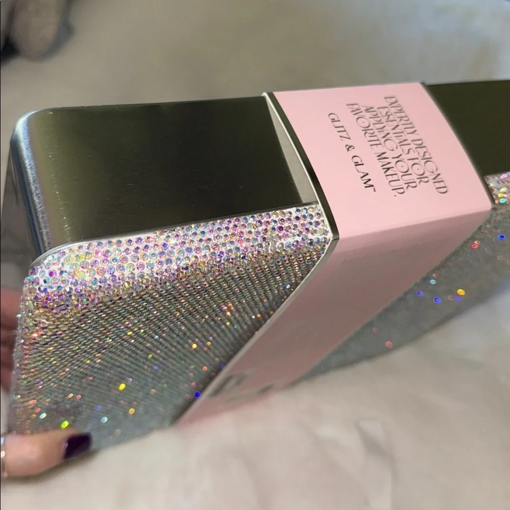 Glitz and glam Full Face Makeup Brush Set - Silver crystal